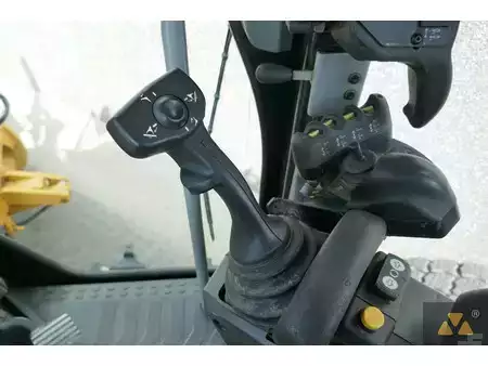 Niveleuse 2013 Caterpillar 140M AWD (39)