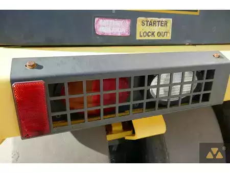 Kumipyöräjyrät  2017 BOMAG BW27RH (24)