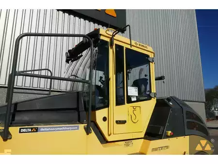 Kumipyöräjyrät  2017 BOMAG BW27RH (9)