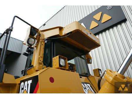 Bulldozere 2015 Caterpillar D8T (17)