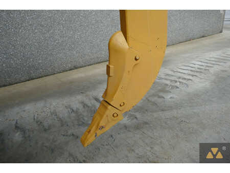 Bulldozere 2015 Caterpillar D8T (22)