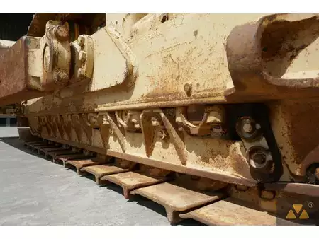 Grondschuivers 2007 Caterpillar D7G Ex-army (32)