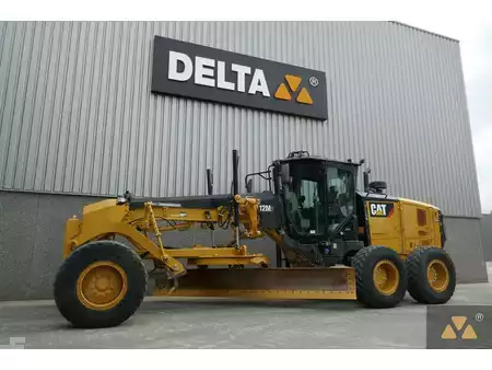 Niveleuse 2019 Caterpillar 12M3 (4)