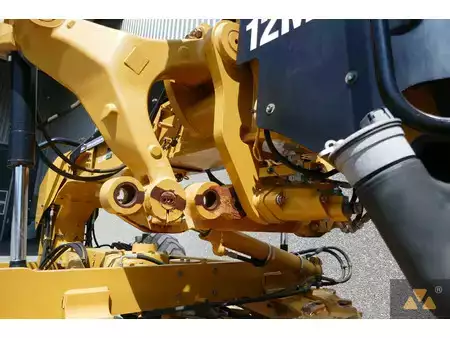Niveleuse 2018 Caterpillar 12M3 (12)