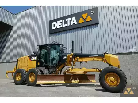 Niveleuse 2018 Caterpillar 12M3 (3)