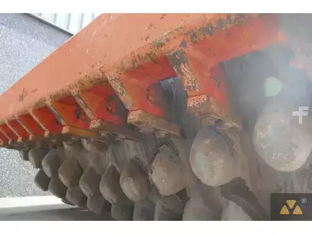 Walzenzug 2011 Caterpillar CP533E (16)