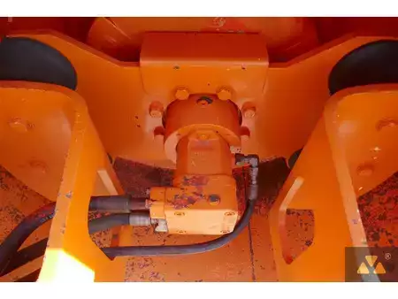 Walzenzug 2011 Caterpillar CP533E (21)
