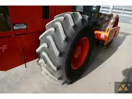 Walzenzug 2011 Caterpillar CP533E (26)