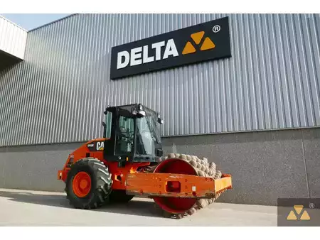 Walzenzug 2011 Caterpillar CP533E (3)