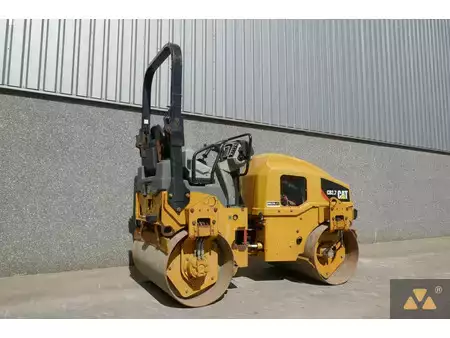 Tandemové válce 2018 Caterpillar CB2.7 (13)