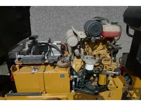 Tandemové válce 2018 Caterpillar CB2.7 (16)