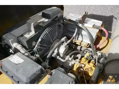 Tandemové válce 2018 Caterpillar CB2.7 (17)