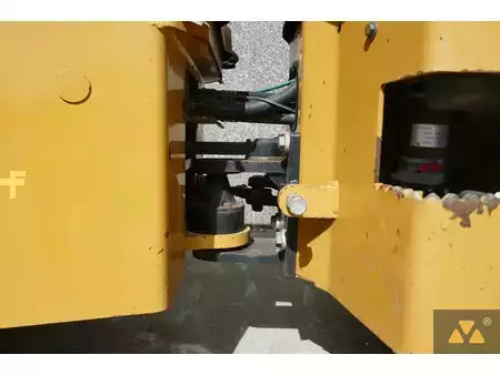 Tandemové válce 2018 Caterpillar CB2.7 (31)
