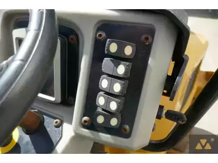 Tandemové válce 2018 Caterpillar CB2.7 (36)