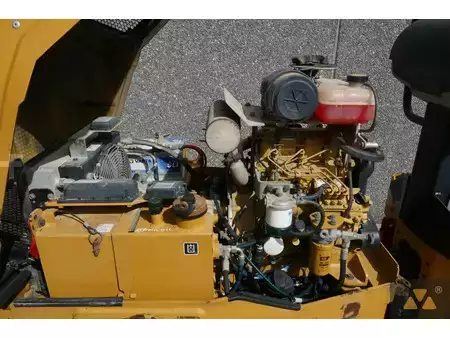 Tandemové válce 2018 Caterpillar CB2.7 (15)