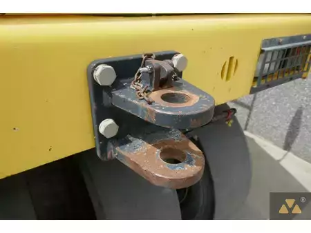 Válce s gumovými koly 2011 BOMAG BW25RH (19)