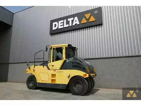 Válce s gumovými koly 2011 BOMAG BW25RH (6)