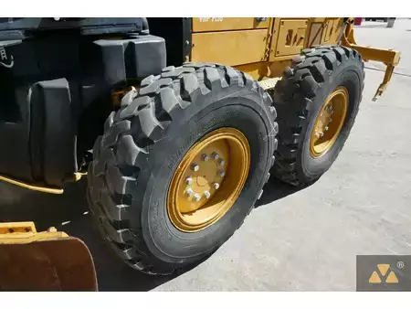 Osztályosok 2011 Caterpillar 140M2 (24)