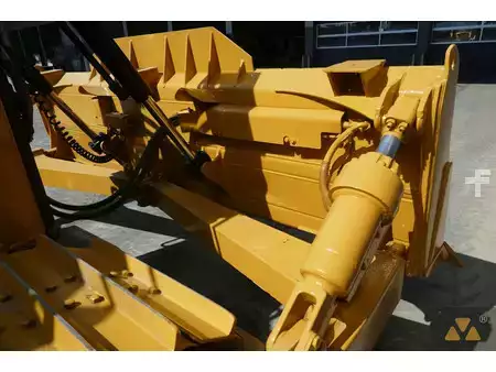 Bulldózerek 2020 Caterpillar D6 LGP (11)