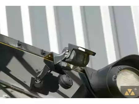 Walce  2021 BOMAG BW219D-5 (32)