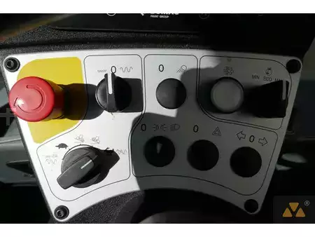 Walce  2021 BOMAG BW219D-5 (39)