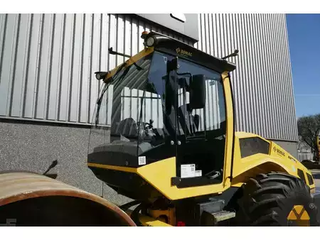 Walce  2021 BOMAG BW219D-5 (8)