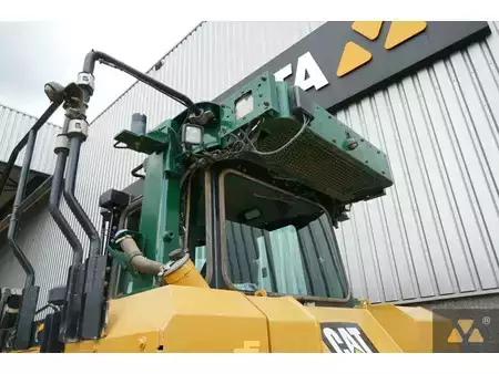 Bulldózerek 2017 Caterpillar D6T LGP (15)