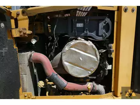 Bulldózerek 2013 Caterpillar D6T LGP (25)