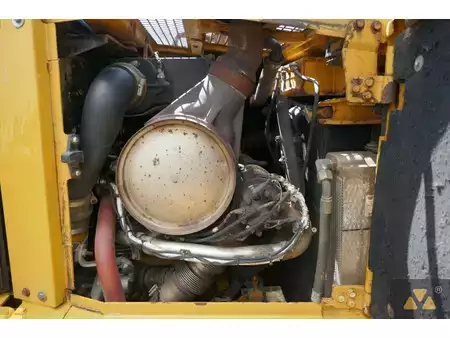 Bulldózerek 2013 Caterpillar D6T LGP (26)