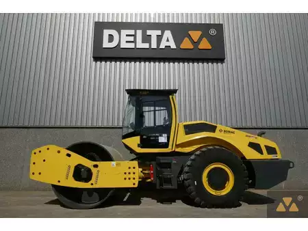 Walce  2025 BOMAG BW226-5CL (1)