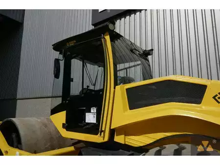 Walce  2025 BOMAG BW226-5CL (12)