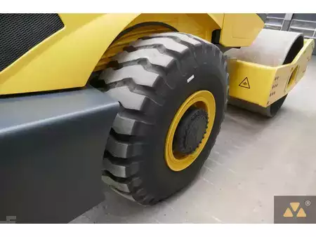 Walce  2025 BOMAG BW226-5CL (16)