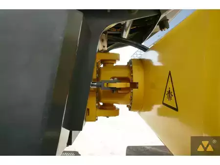 Walce  2025 BOMAG BW226-5CL (25)