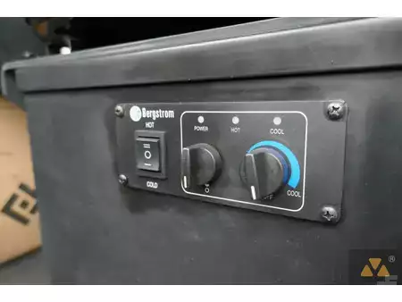 Walce  2025 BOMAG BW226-5CL (30)