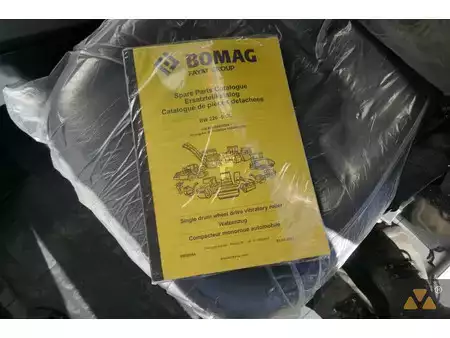 Walce  2025 BOMAG BW226-5CL (32)
