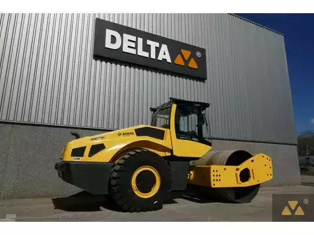 Walce  2025 BOMAG BW226-5CL (5)