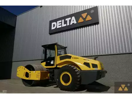 Walce  2025 BOMAG BW226-5CL (6)