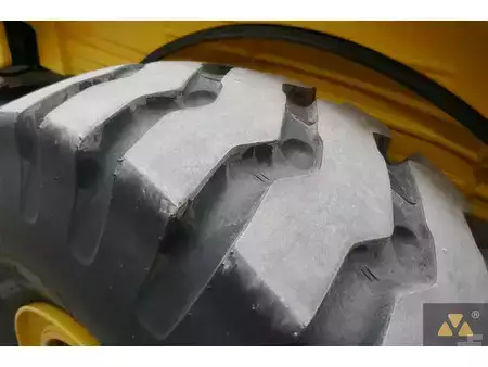 Walce  2025 BOMAG BW226-5CL (15)