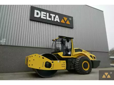 Walce  2025 BOMAG BW226-5CL (4)