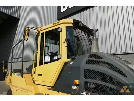Walce ogumione 2014 BOMAG BW25RH (12)