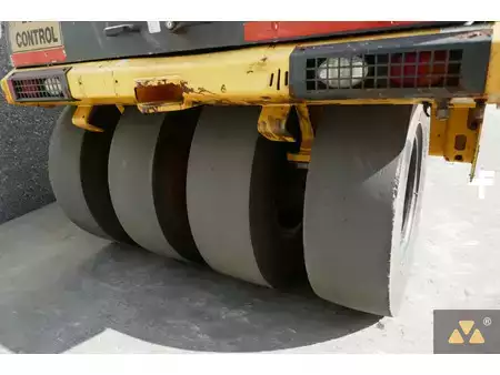 Walce ogumione 2014 BOMAG BW25RH (14)