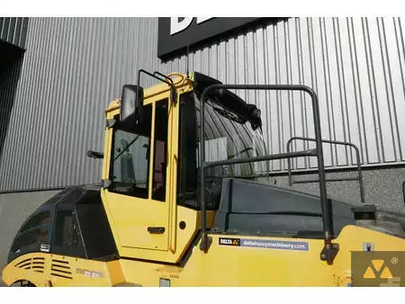 Walce ogumione 2014 BOMAG BW25RH (10)
