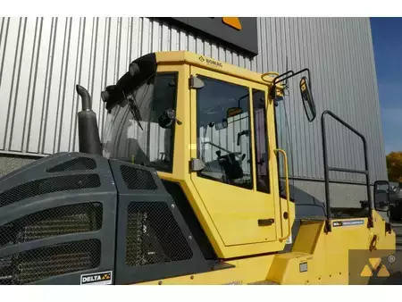 Walce ogumione 2014 BOMAG BW25RH (11)