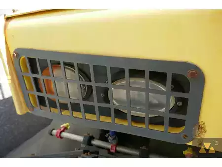 Walce ogumione 2014 BOMAG BW25RH (21)
