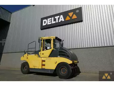 Walce ogumione 2014 BOMAG BW25RH (6)