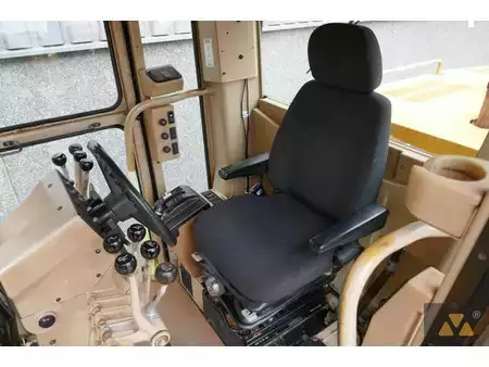 Gradere 2004 Caterpillar 140H (7)