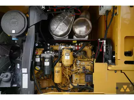 Kolové nakladače 2023 Caterpillar 930M (33)