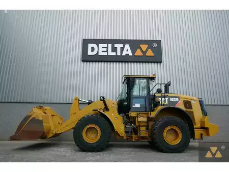 Kolové nakladače 2017 Caterpillar 962M (1)