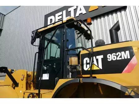 Kolové nakladače 2017 Caterpillar 962M (18)