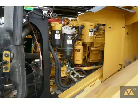 Kolové nakladače 2017 Caterpillar 962M (28)